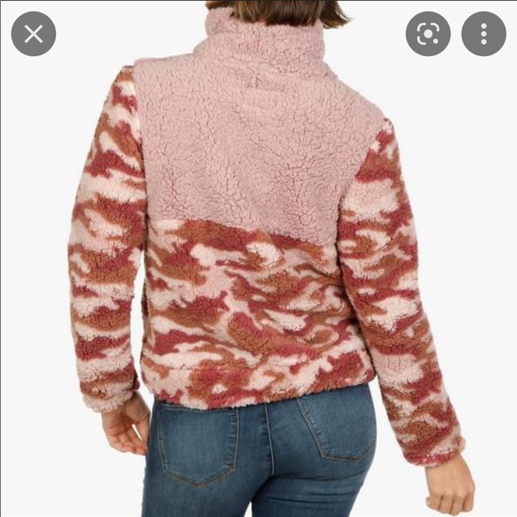 NWT Marissa Olivia pink Camo Cowlneck Sherpa Sweatshirt - Picture 2 of 2